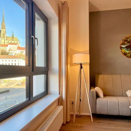 Petrov Luxury With Parking Apartman